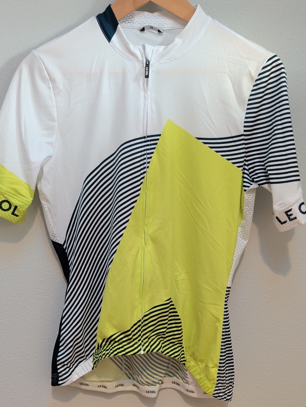 Le Col Neon Yellow & Navy Striped Cycling Jersey - Women's